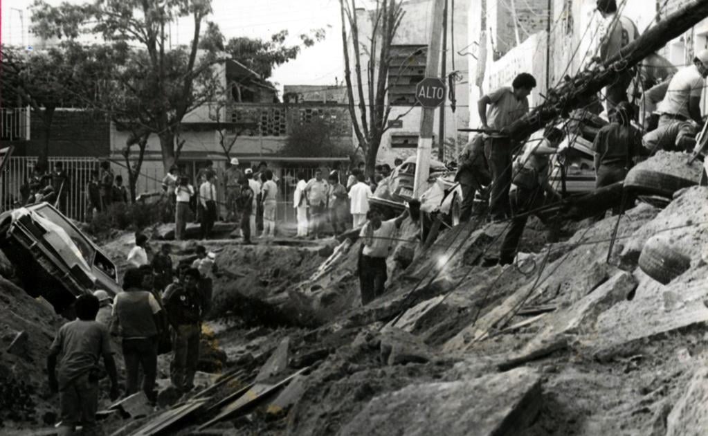 Exigen disculpa de Pemex por explosiones del 22 de abril de 1992 en Guadalajara