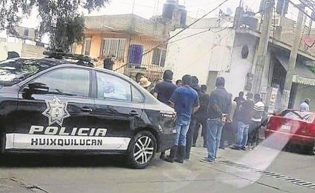 Policías llegaron a El Olivo, zona limítrofe entre Huixquilucan y Bosques de Las Lomas en la CDMX. (Especial)