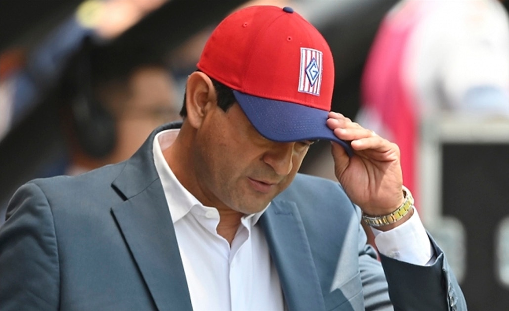 Cardozo queda fuera de Chivas