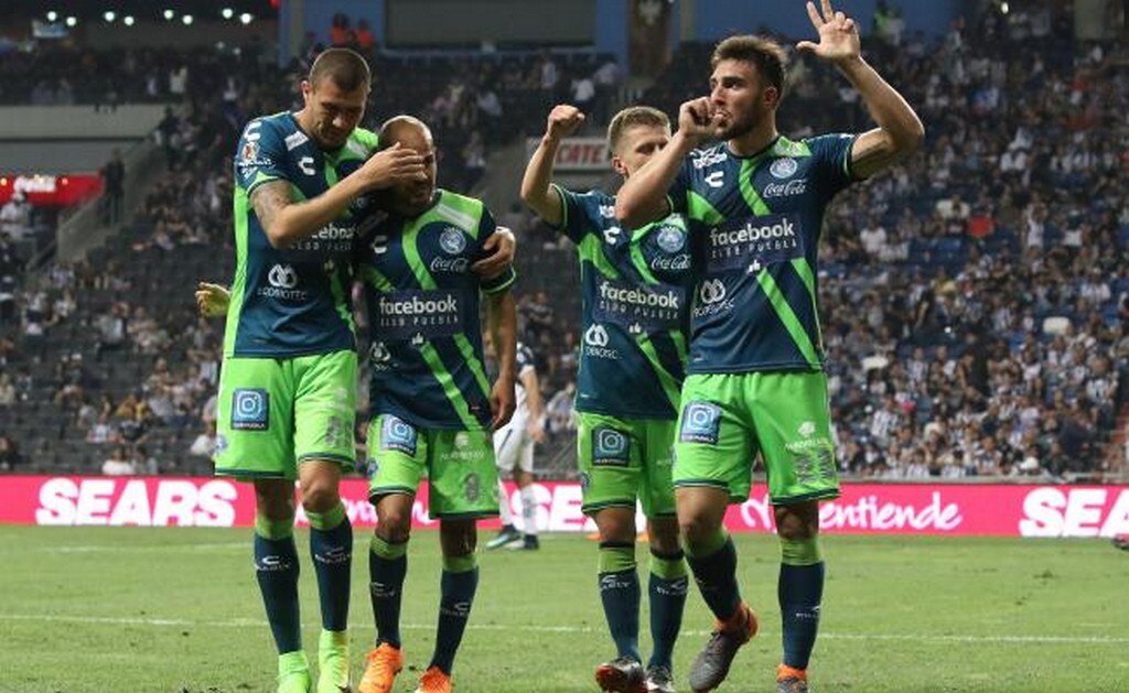 Puebla se burla de equipos de Monterrey