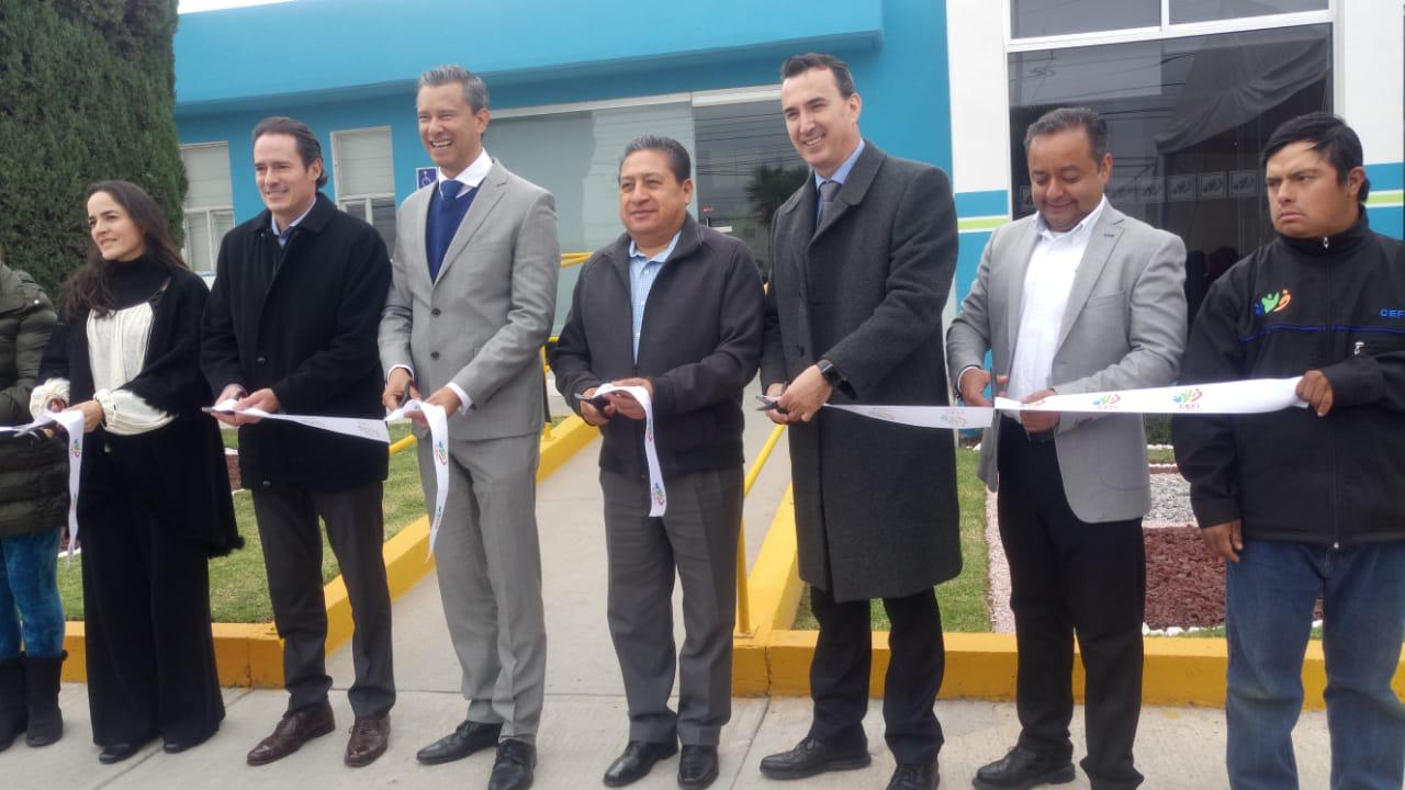 Apuesta CEFI por el desarrollo y competencia de personas con discapacidad