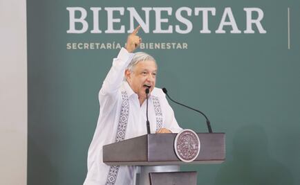 A un año de la victoria electoral, la polémica y popularidad de AMLO