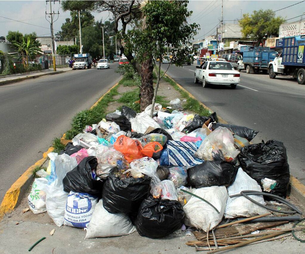 Potosinos generan más de 21 mil toneladas de basura