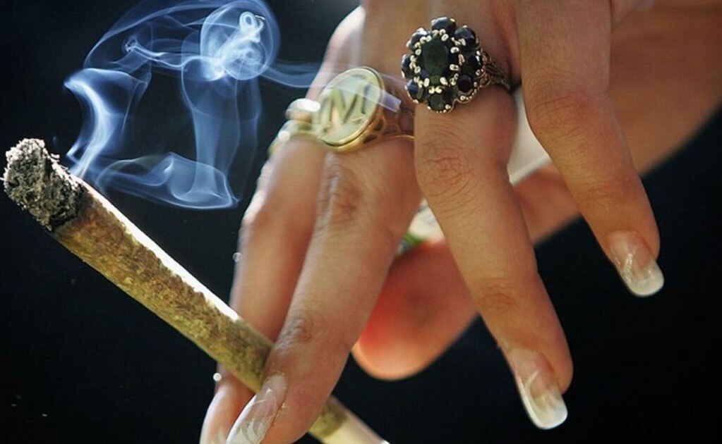 ¿El consumo de marihuana provoca otras adicciones más graves?