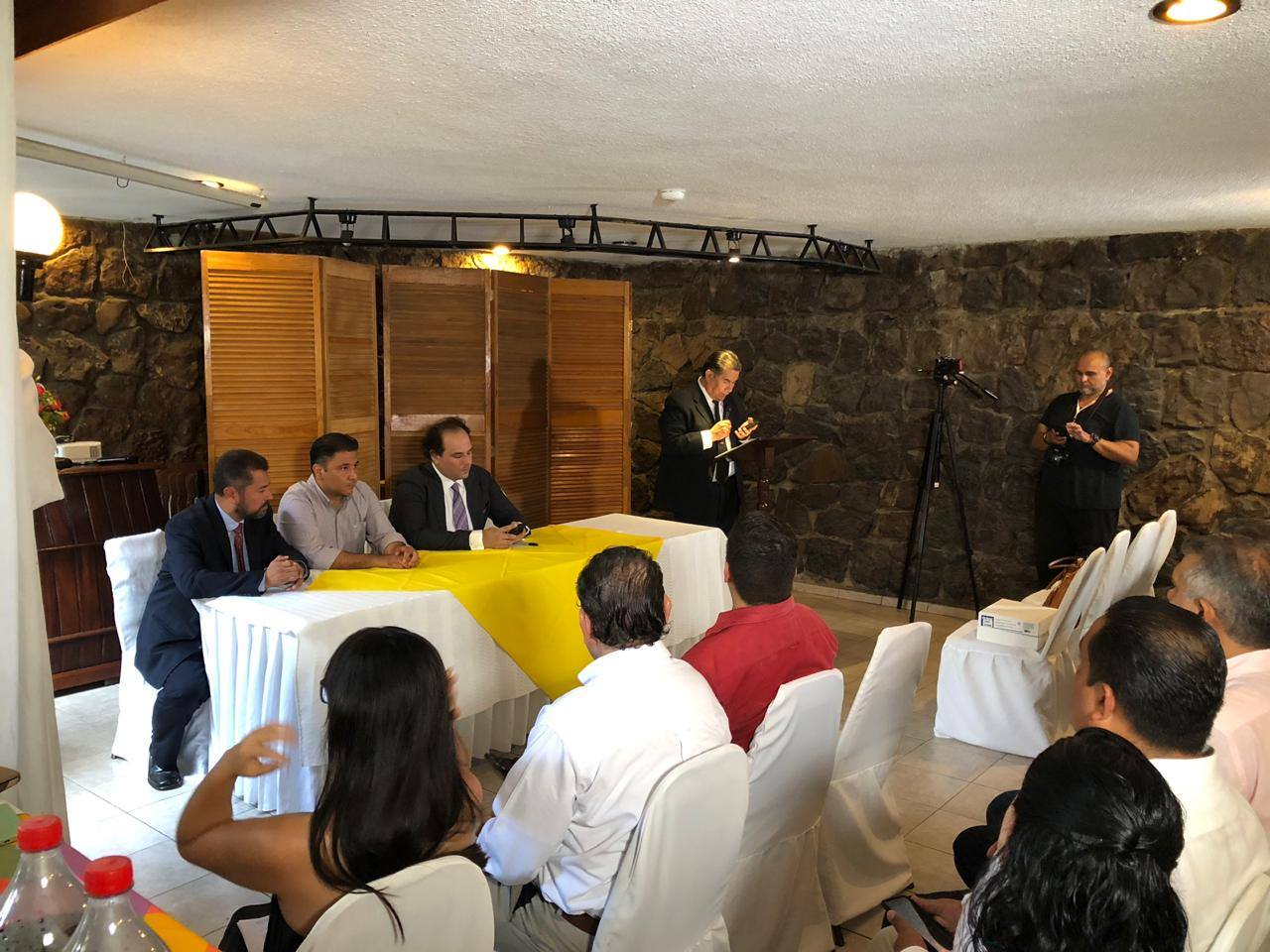 Certifican a servidores públicos de Ciudad Valles 