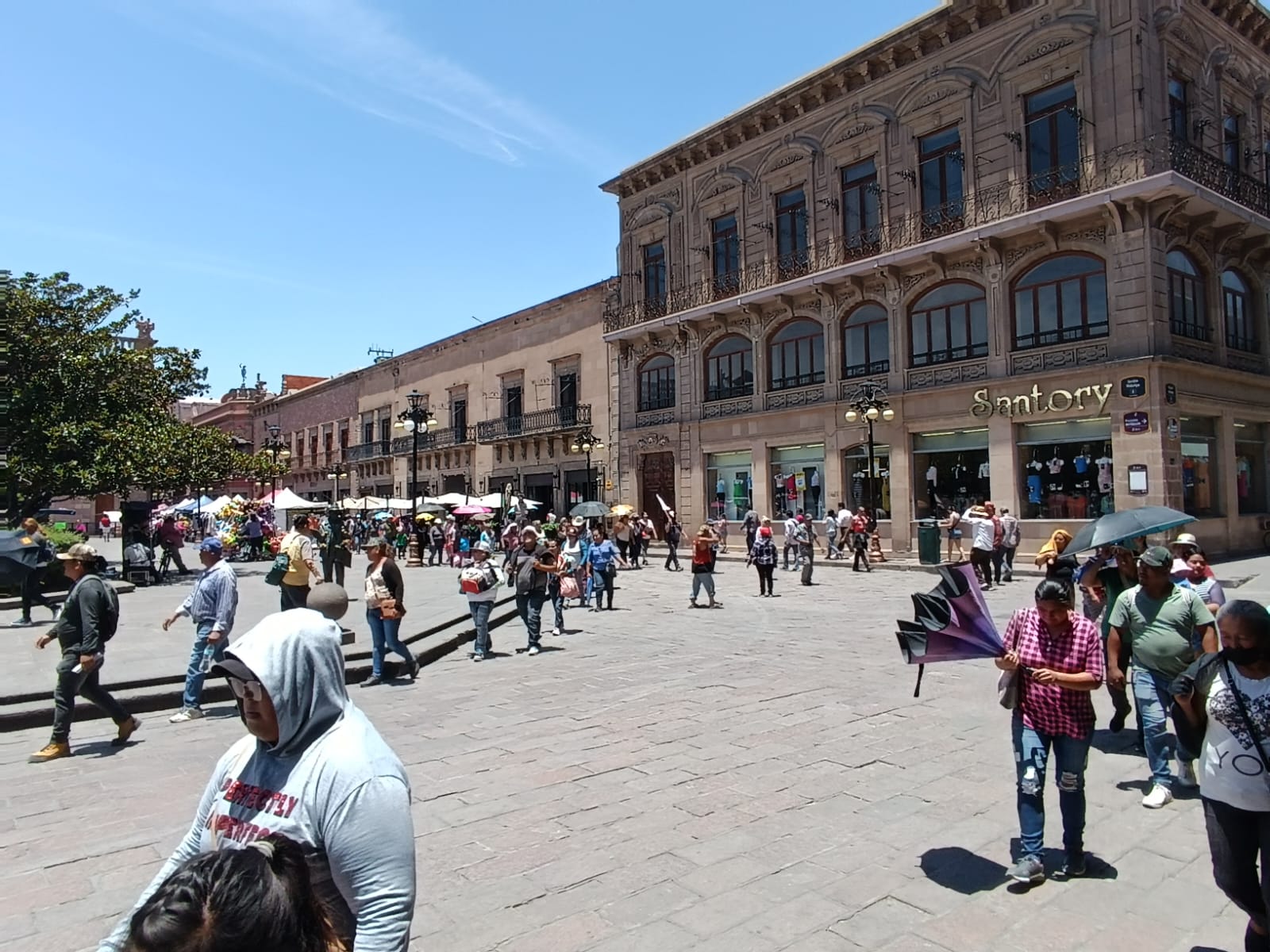 Confirma Salud estatal 11 muertes por altas temperaturas en SLP