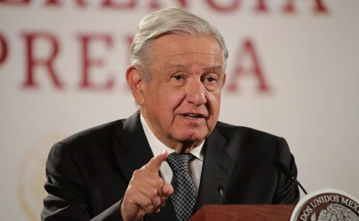 “Es cierto eso": AMLO confirma que Sedena trabaja en la creación de nueva aerolínea