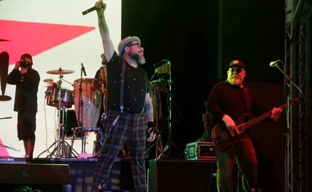 Potosinos gritan con el Gran Silencio en Teatro del Pueblo