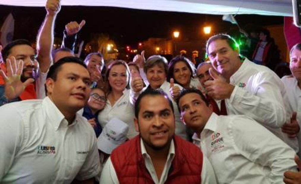 Gallardo les ganó el primer round