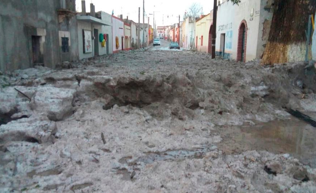 Brigadas de Coepris recorren comunidades inundadas