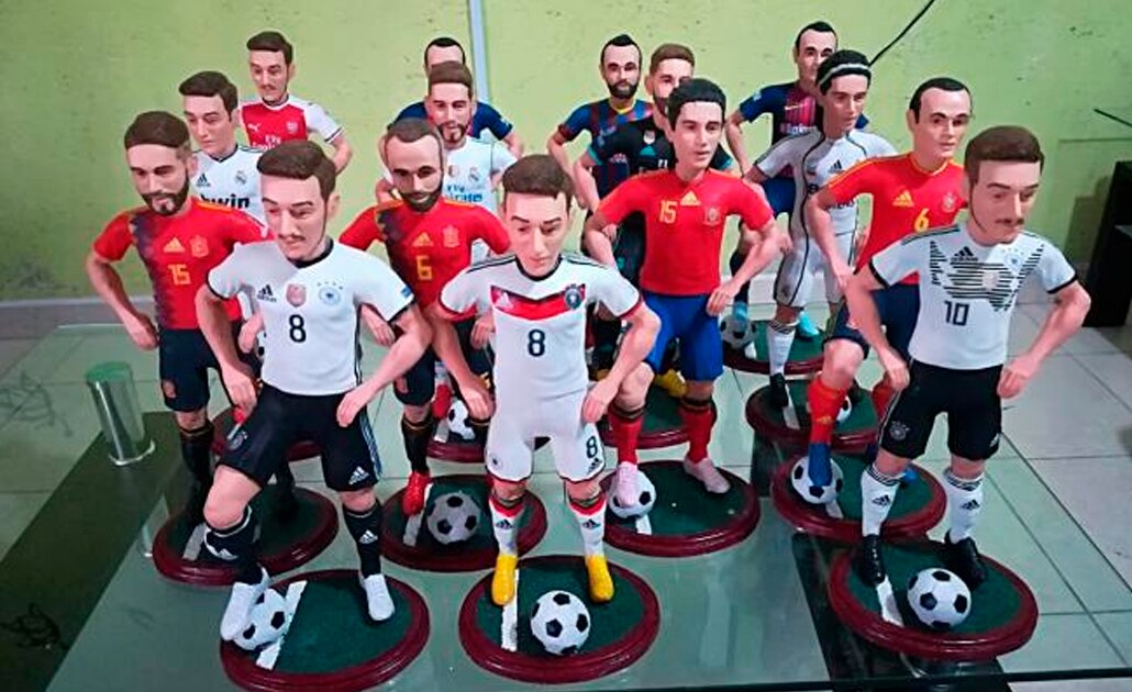Messi y CR7, en manos de escultor mexicano
