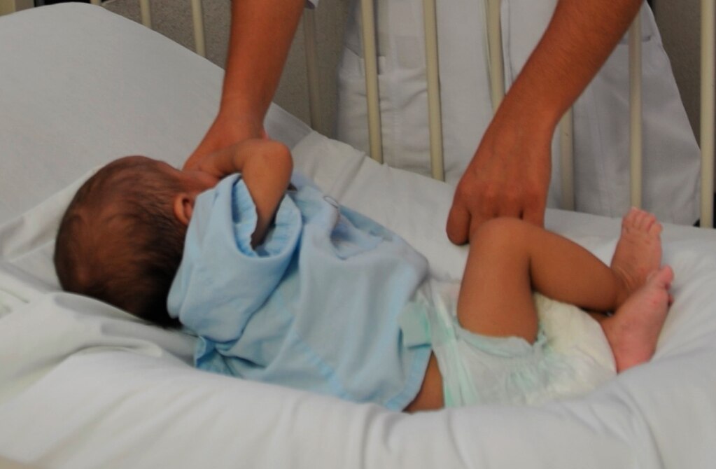 En mes y medio, bebés abandonadas podrán ser adoptadas