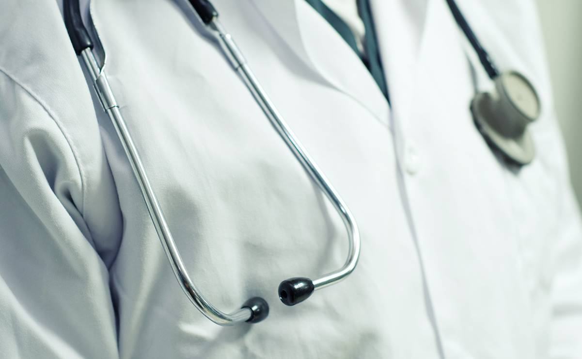 Médicos, los profesionistas mejor pagados en San Luis Potosí. ¿Cuánto ganan al mes?. Foto: Especial