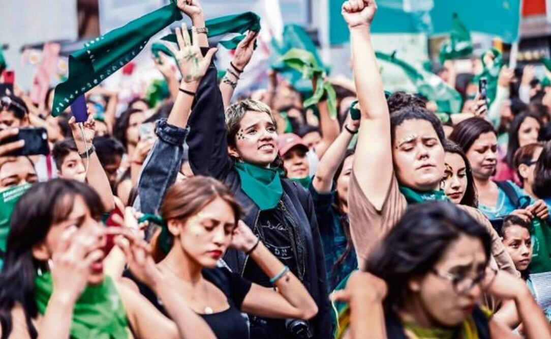 Mujeres marcharon ayer en la Ciudad de México en apoyo a una legislación para que el aborto no sea delito en Argentina (YADÍN XOLALPA. EL UNIVERSAL)