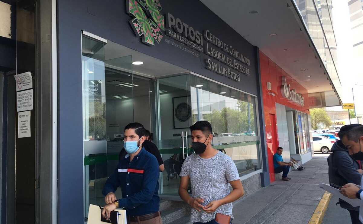 La Secretaría del Trabajo de SLP cuenta con 270 personas laborando en el edificio central. Foto: Nancy Lizet Hernández