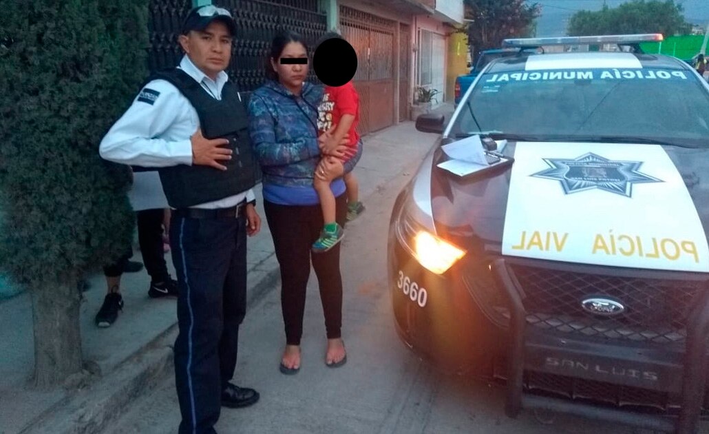 Regresan a casa a menor extraviado