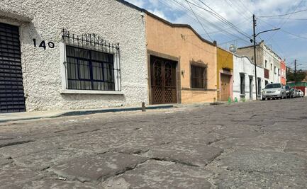 Por ser "símbolo histórico" y favorecer la movilidad, cronista de la ciudad llama a conservar el adoquín en el centro de SLP