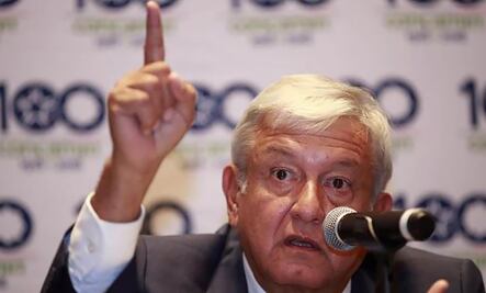 Ante industriales, López Obrador se comprometió a acabar con “huachicoleo”