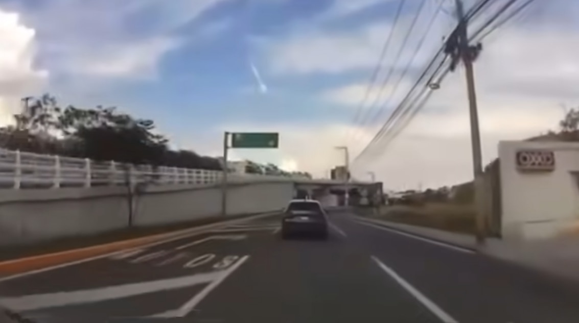 VIDEO: Asteroide sorprende a habitantes de la Huasteca en SLP; causa fuerte estruendo