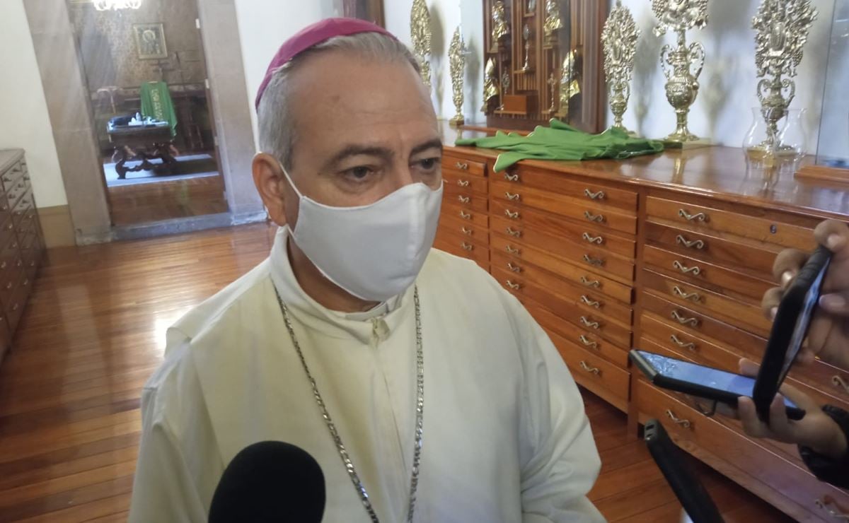 "Cargos públicos son para servir a la sociedad", dice arzobispo de SLP 