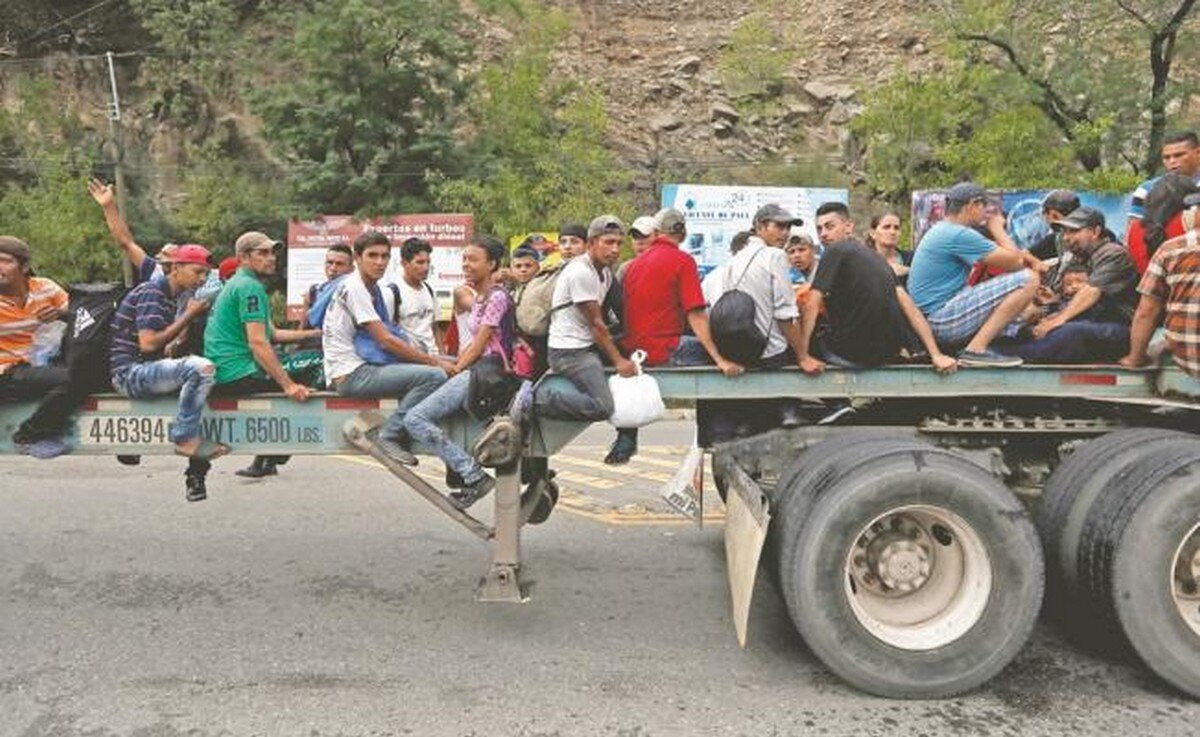 Por voluntad propia, más de 700 migrantes regresan de Guatemala a Honduras