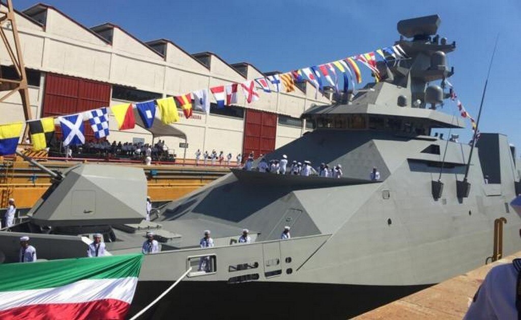  Estrena Marina buque de punta antinarcóticos