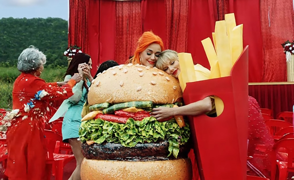 Katy Perry y Taylor Swift, juntas como las papas de una hamburguesa