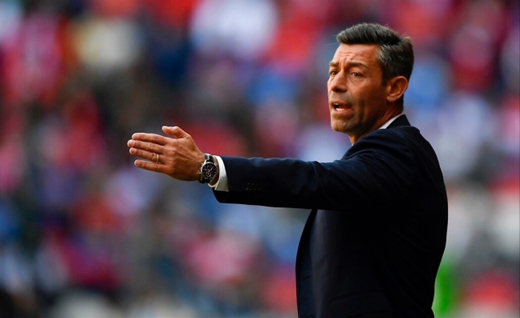 Pedro Caixinha invitará a cenar a sus delanteros