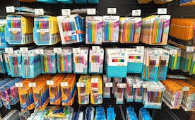 De los cuadernos a los colores: ¿cuánto cuesta surtir la lista de útiles escolares básica en SLP?