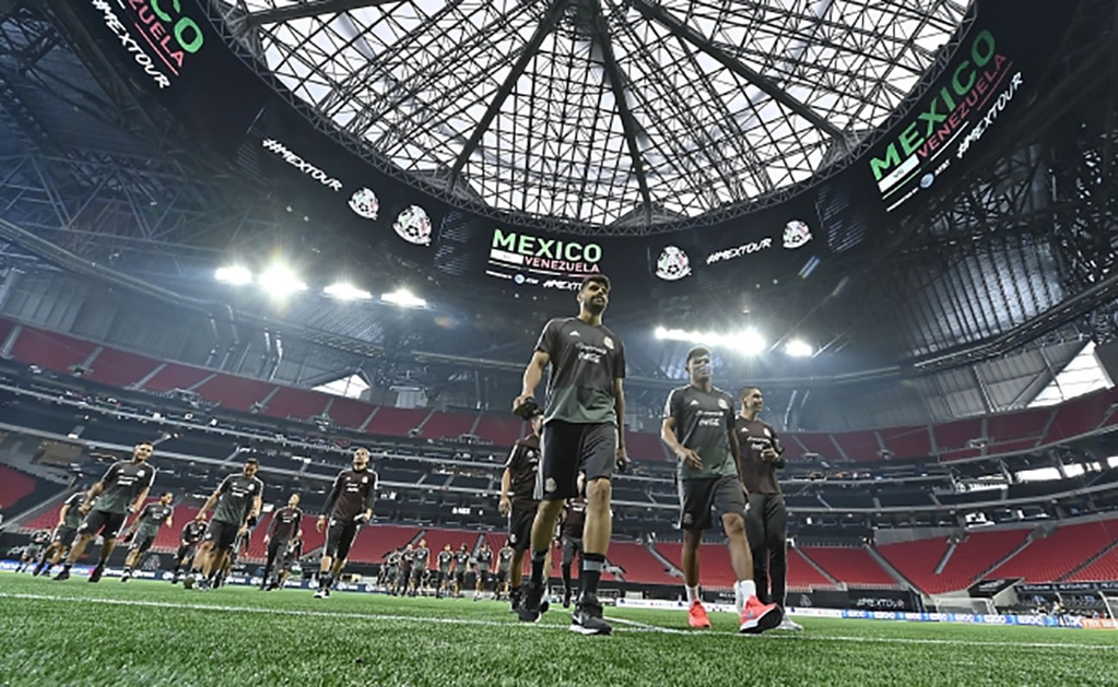 México vs Venezuela, Martino a depurar su lista