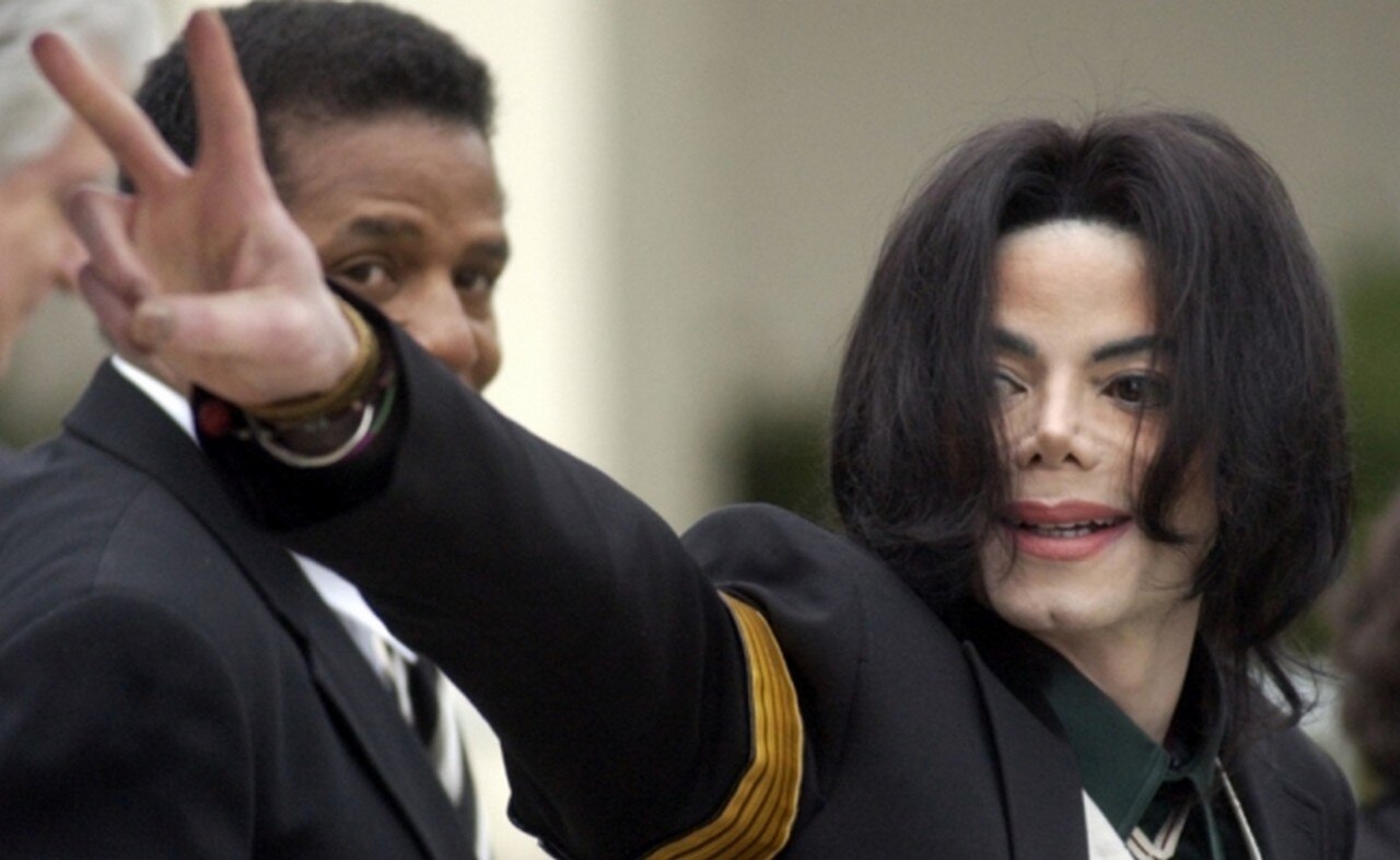  Museos conservan exhibiciones de Michael Jackson pese acusaciones sexuales