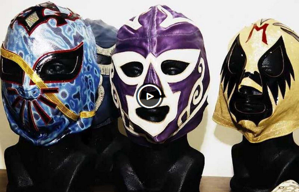 Sin Cara, luchador de la WWE y Christian Cymet. Fotografía: Carlos Mejía / El Universal