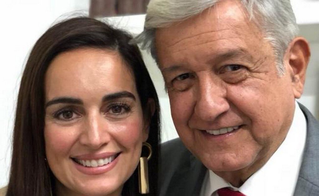 AMLO se reúne con la actriz Ana de la Reguera