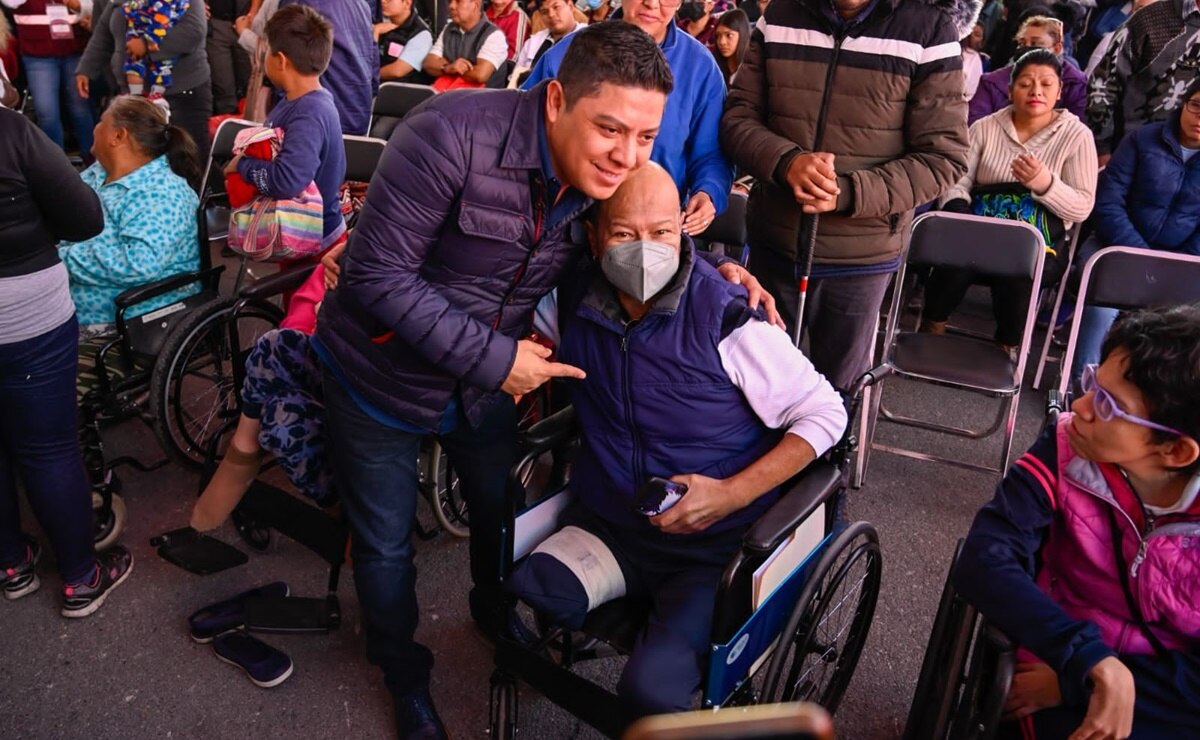 Ricardo Gallardo inicia entrega de pensiones para personas con discapacidad en SLP