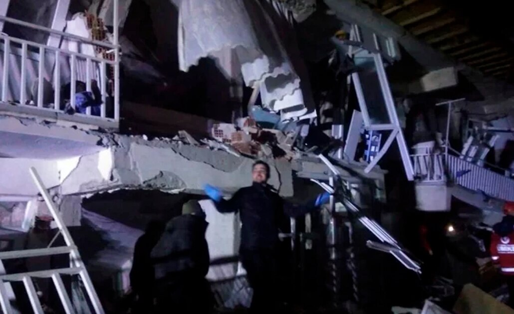 Sismo de 6.8 en Turquía deja al menos cuatro muertos