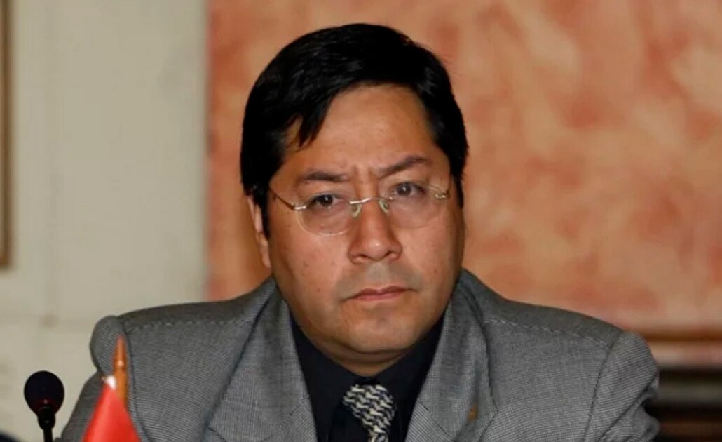 Bolivia autoriza salida de exministro de Evo Morales a México
