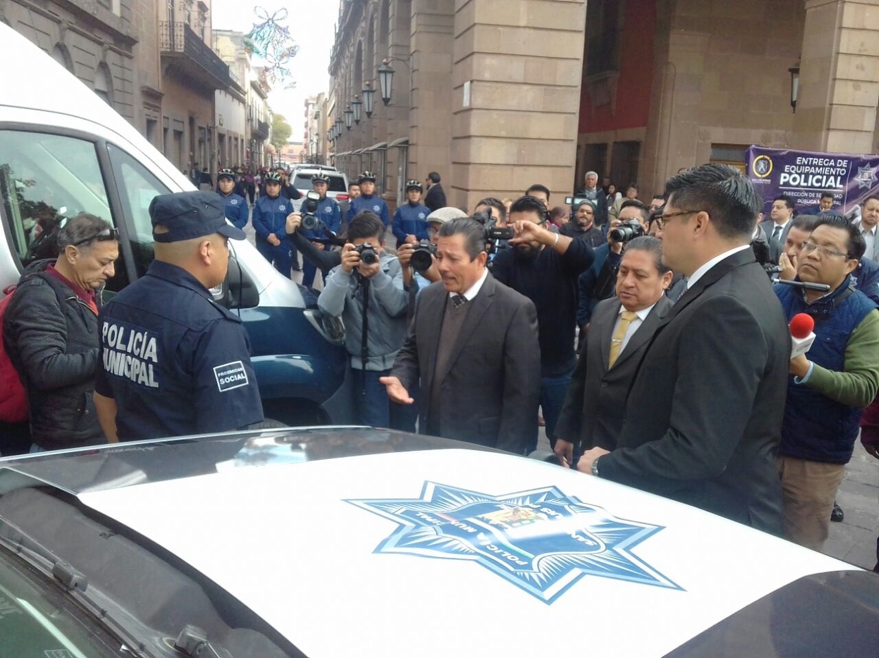 Entregan equipo táctico a Policía Municipal
