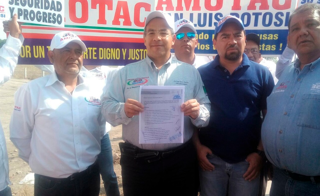 Amotac entrega pliegos petitorios a Policía Estatal y Federal