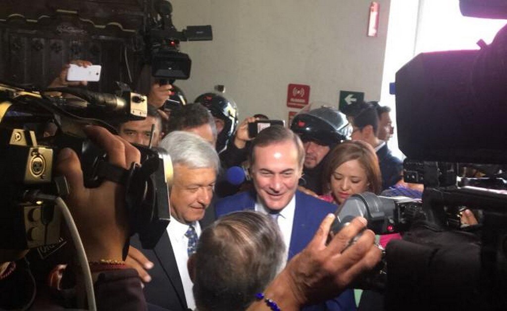  AMLO se reúne con empresarios del CCE