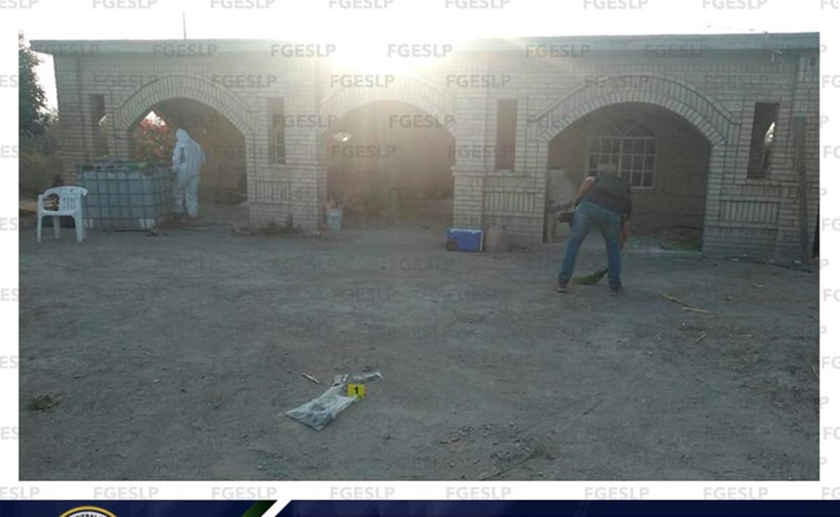 Tras cateo, aseguran armas largas y droga en Villa de Juárez