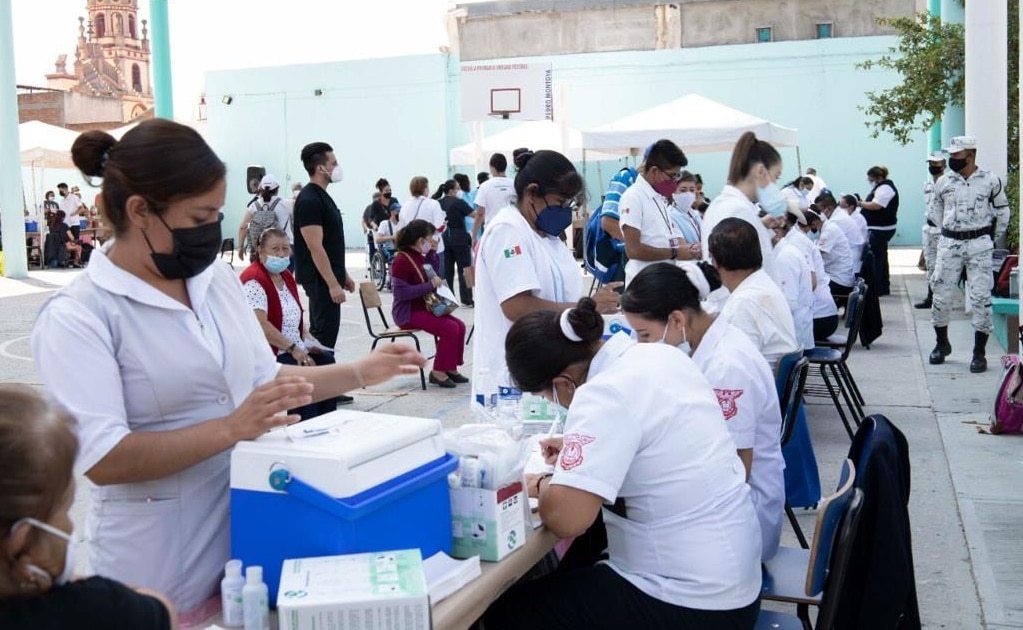 En poco más de un mes vacunan contra influenza a más de 120 mil personas en SLP