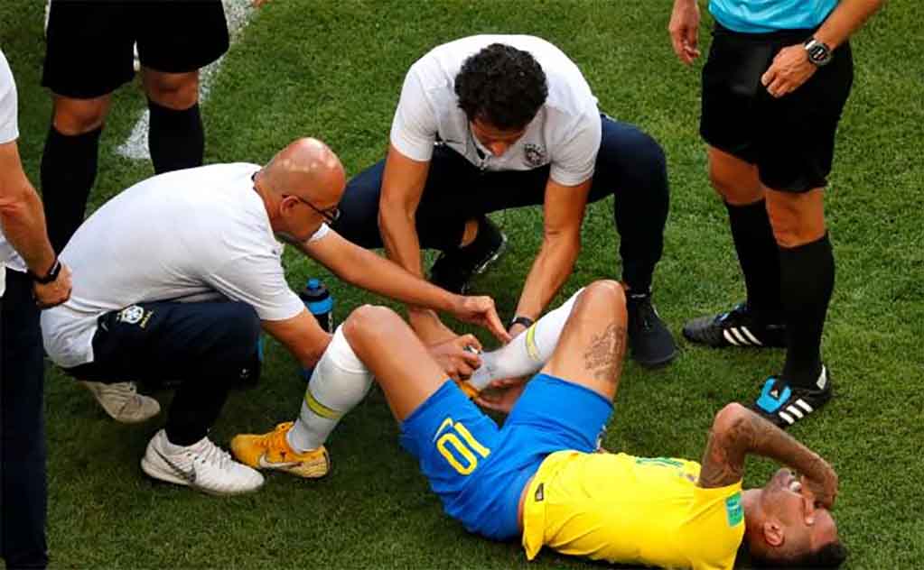 Usa IMSS imagen de Neymar para invitar a atender la "gastritis"