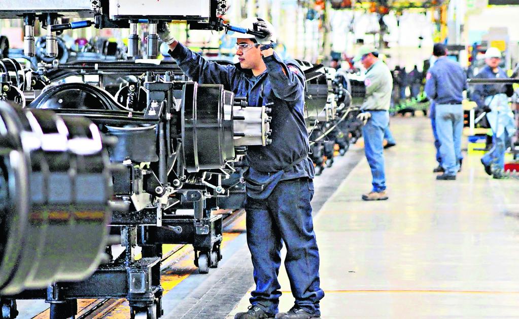 Industria deja sin mano de obra al campo