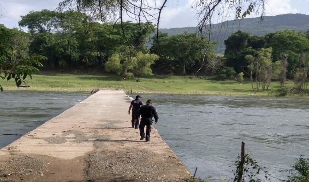 Localizan cuerpo de uno de los dos turistas desaparecidos en Huasteca de SLP