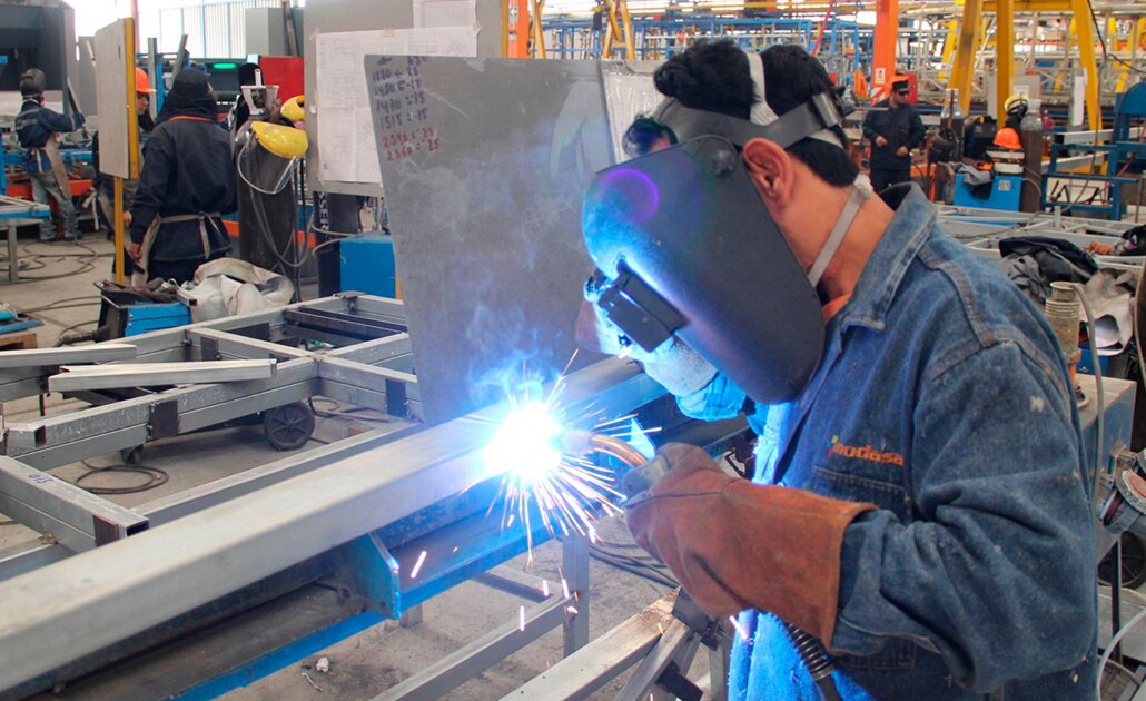 Capacitan perfiles técnicos para atender demanda de la industria