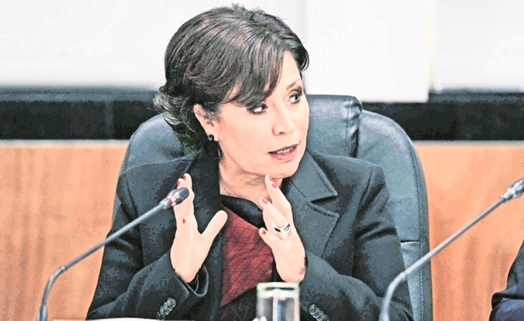 Rosario Robles presenta amparo contra decisión de mantenerla en Santa Martha