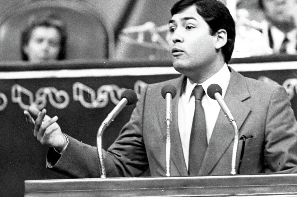 Manlio Fabio Beltrones fue vigilado desde 1979, cuando era secretario particular del entonces subsecretario de Gobernación, Fernando Gutiérrez. Foto: ARCHIVO EL UNIVERSAL