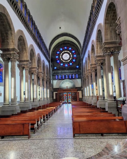 La Catedral de la Inmaculada Concepción es una obra que mezcla los estilos neogótico y neobizantino inspirada en las construcciones medievales europeas. Foto: Secretaría de Turismo SLP