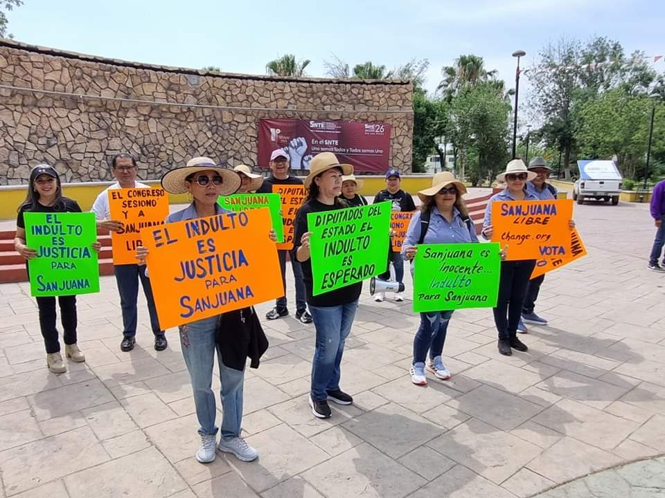 Maestros de Sanjuana piden por su libertad; lleva 15 años en la cárcel injustamente. Foto: Perteneces AC