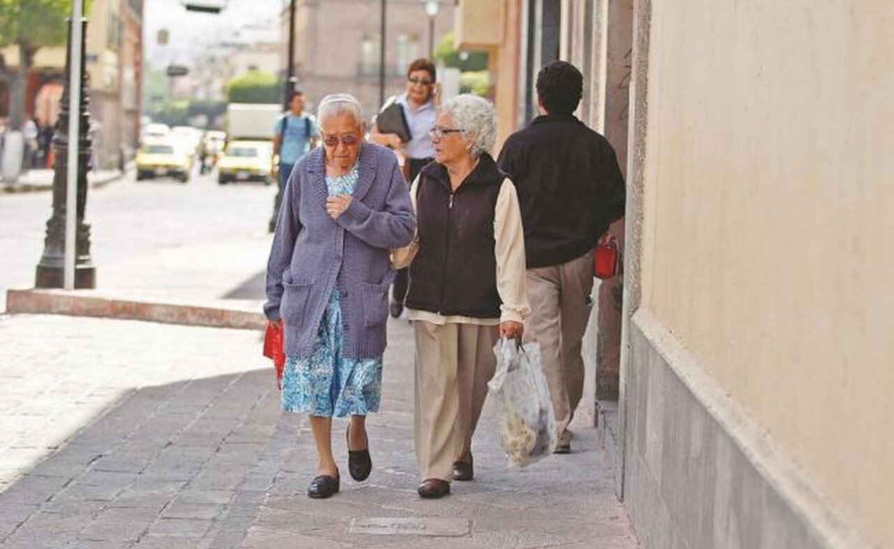 UASLP ofrece consultas gratis por el Día de las Personas Adultas Mayores
